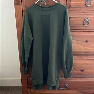 Zenana Outfitters Green Tunic Top with Relaxed Fit